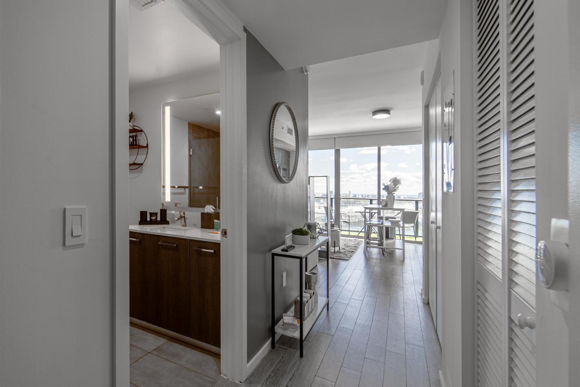Tr Miami 2 Bedroom, 1 Bedroom, And Studio Condos With Balconies Εξωτερικό φωτογραφία