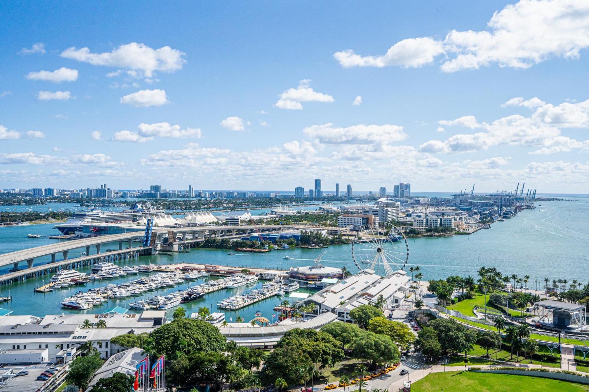 Tr Miami 2 Bedroom, 1 Bedroom, And Studio Condos With Balconies Εξωτερικό φωτογραφία