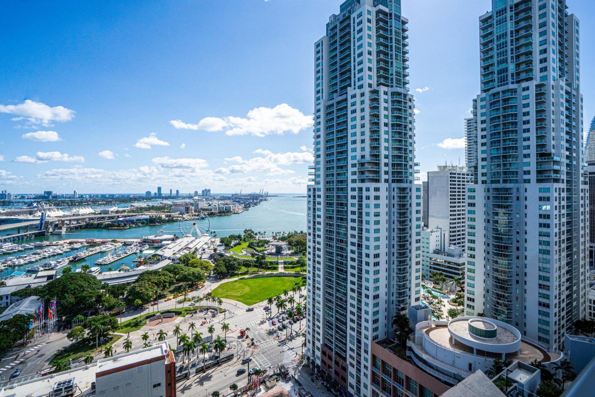 Tr Miami 2 Bedroom, 1 Bedroom, And Studio Condos With Balconies Εξωτερικό φωτογραφία
