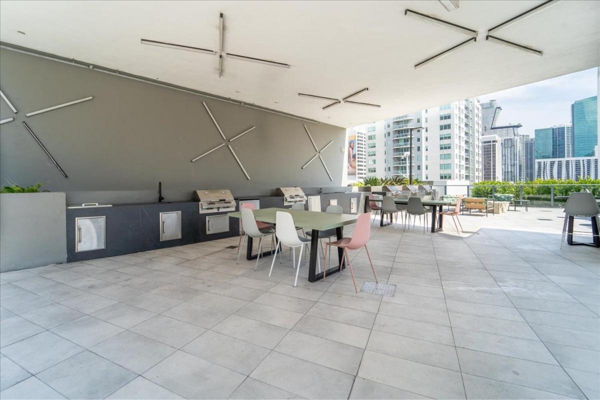 Tr Miami 2 Bedroom, 1 Bedroom, And Studio Condos With Balconies Εξωτερικό φωτογραφία